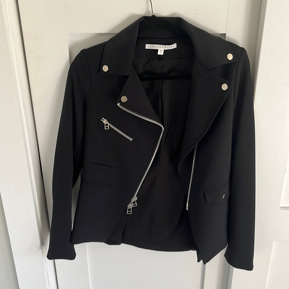 Veronica Beard Scuba Hadley form fitting jacket